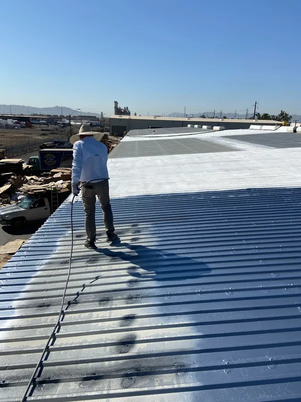 Polyurea elastomeric roof coating - long-lasting waterproof roof protection Scottsdale