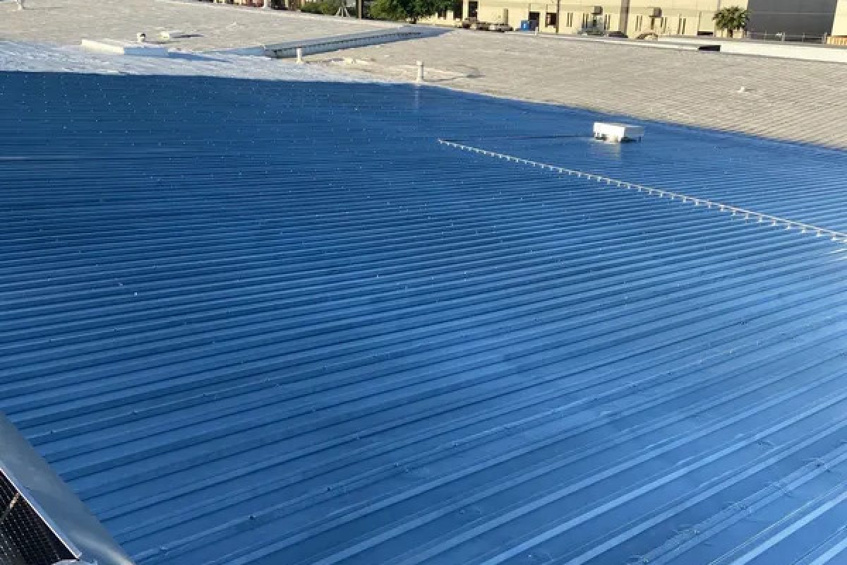 Polyurea elastomeric roof coating application in Scottsdale, AZ